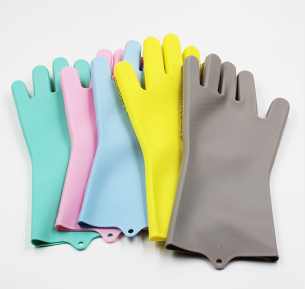 Silicone gloves